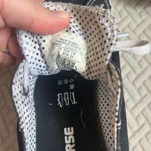 Black converse womens size 7